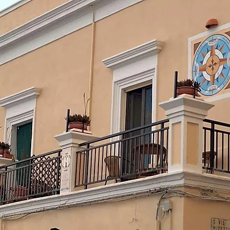 Palazzo Barba Bed & Breakfast 3*