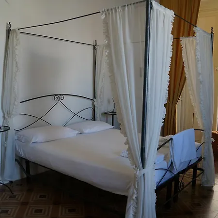 Bed and Breakfast Palazzo Barba 3*